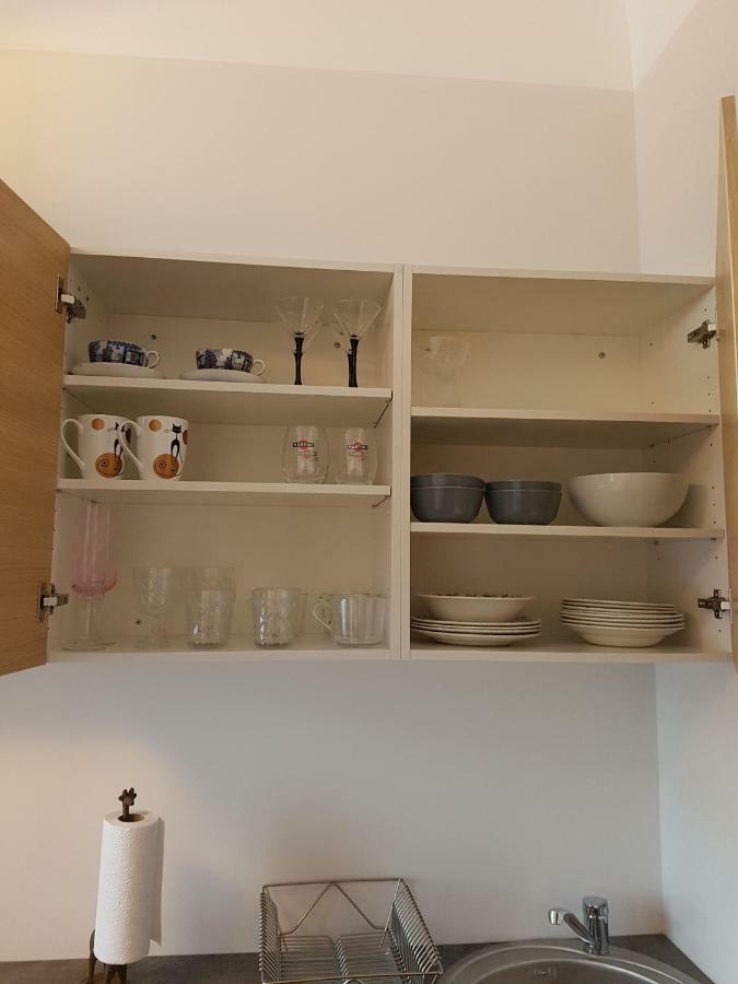 Stories Writer'S Ap 40Sqm Renovated Free Parking Apartment Riga Bagian luar foto