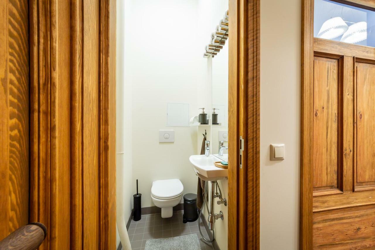 Stories Writer'S Ap 40Sqm Renovated Free Parking Apartment Riga Bagian luar foto